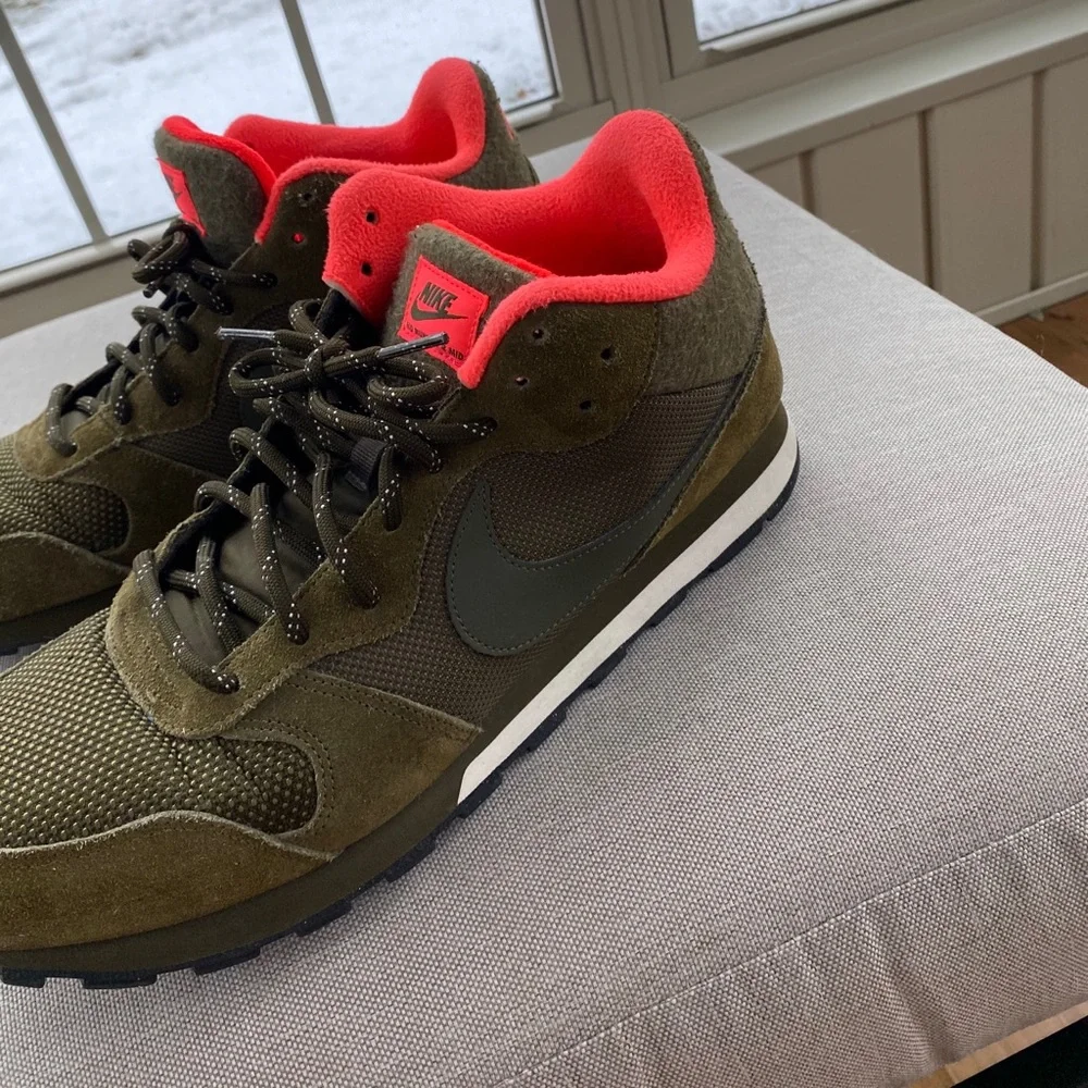 Nike MD Runners 2 Mid size 13 - Picture 4 of 8